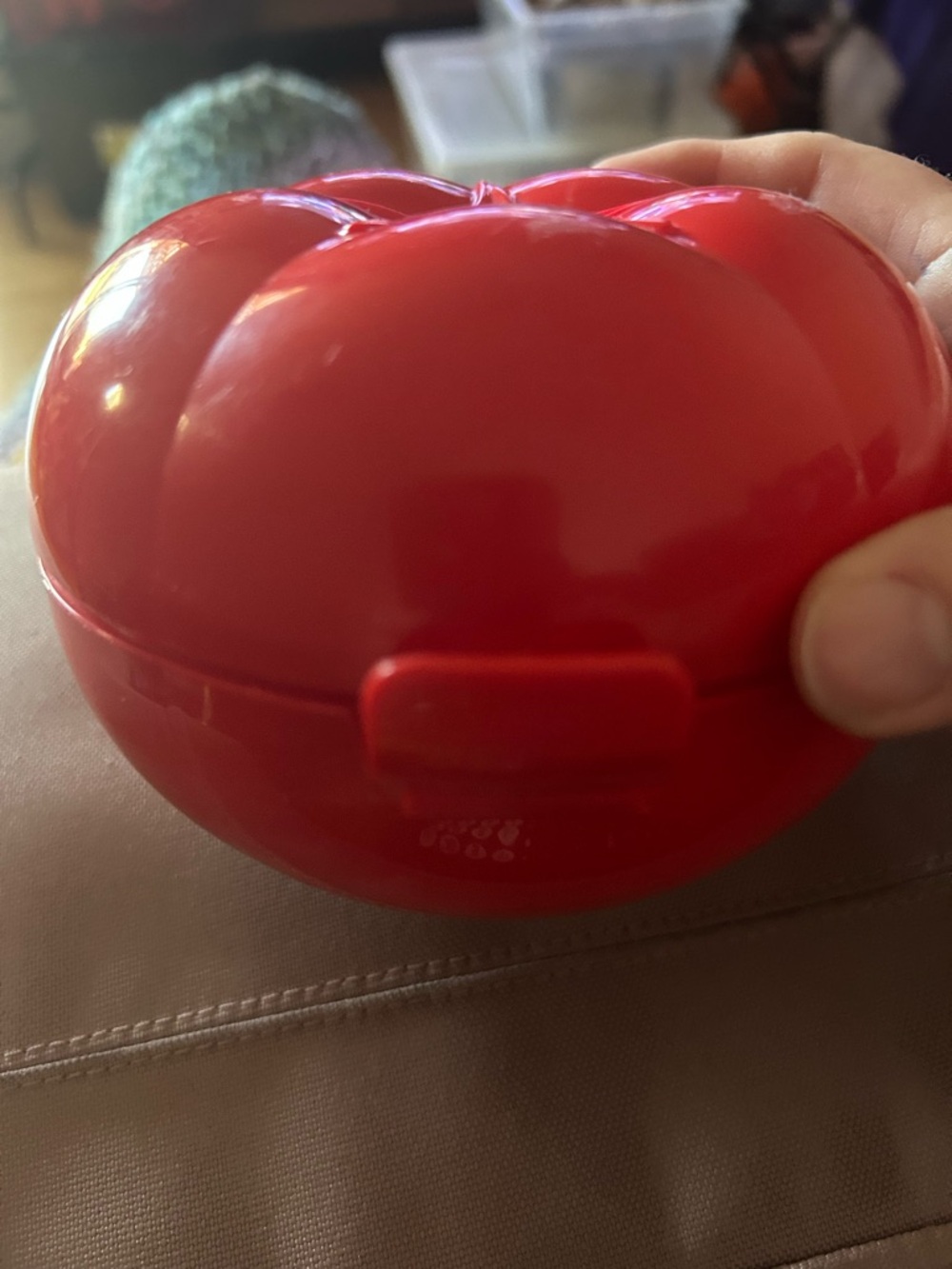 Tupperware Red Round Kitchen Tool - Picture 2 of 5